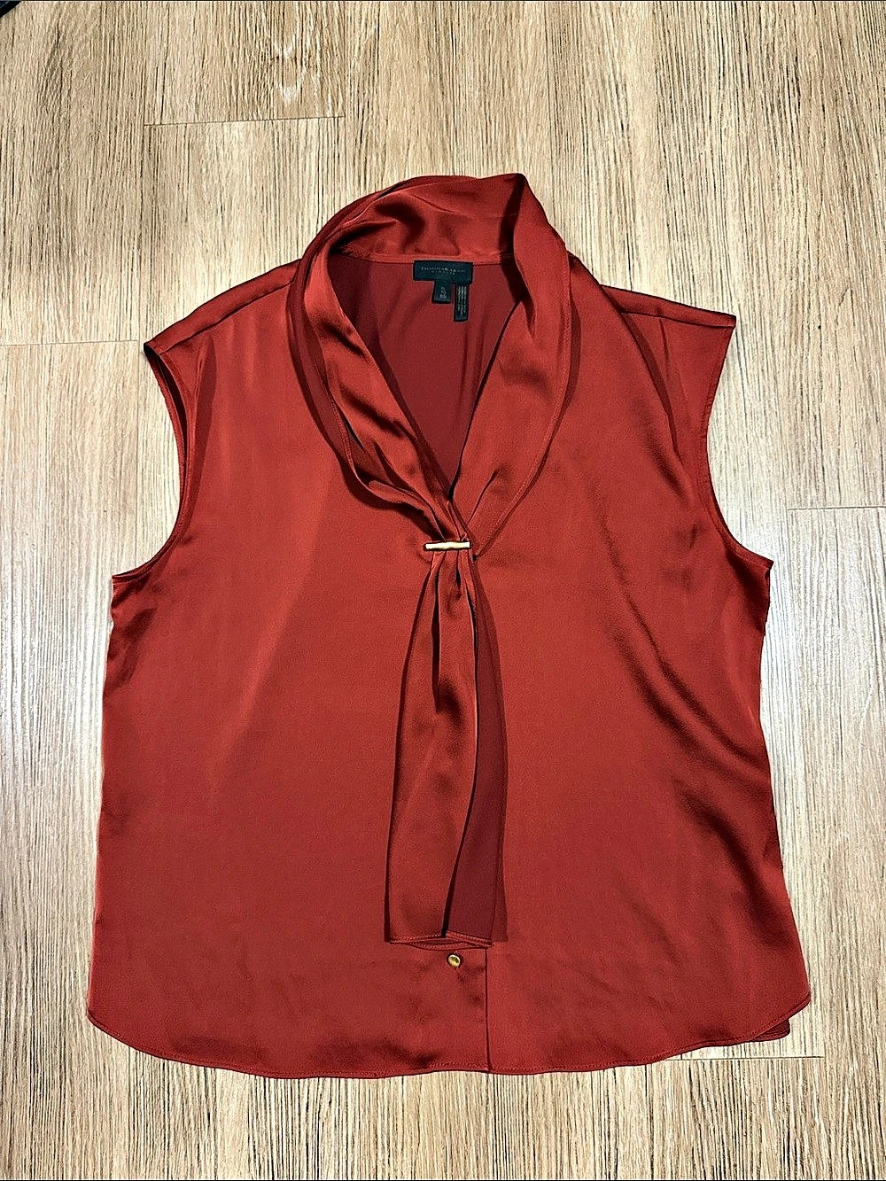Donna Karan New York Sleeveless Tie Neck Blouse in Red XL New